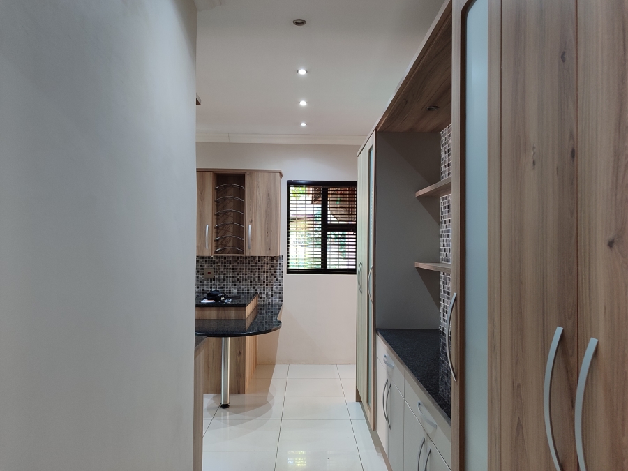 5 Bedroom Property for Sale in Stilfontein North West